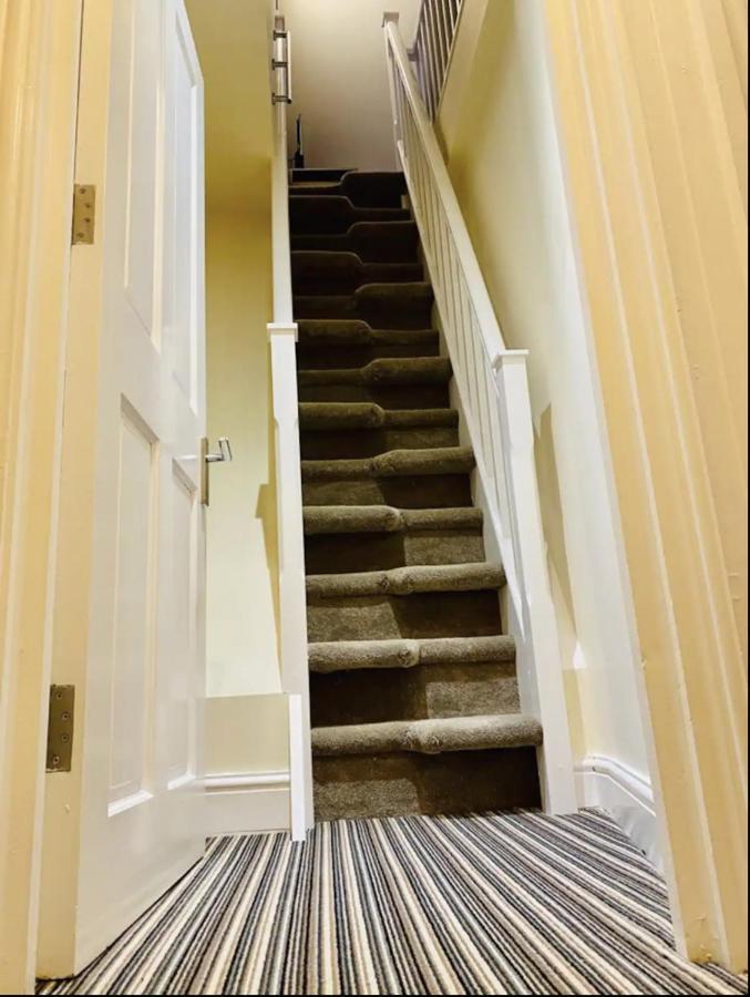 Park Crescent * York
